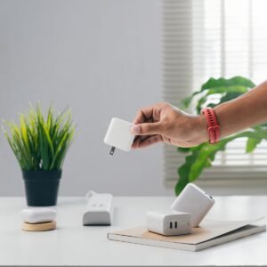 Voyager 65W GaN Universal Travel Adapter